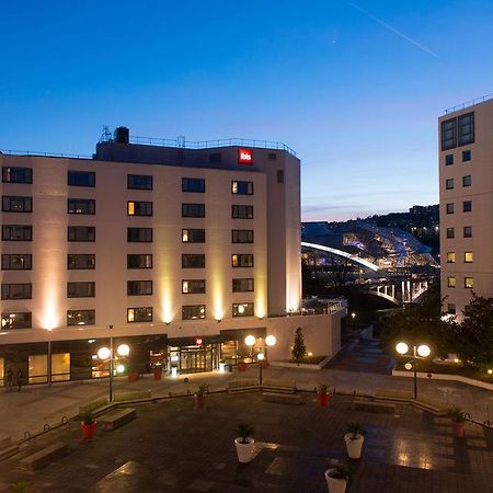 Ibis Lyon Gerland Musee Des Confluences Hotel Exterior photo